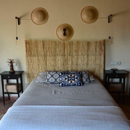Bed and Breakfast The African House Tolox Exterior foto